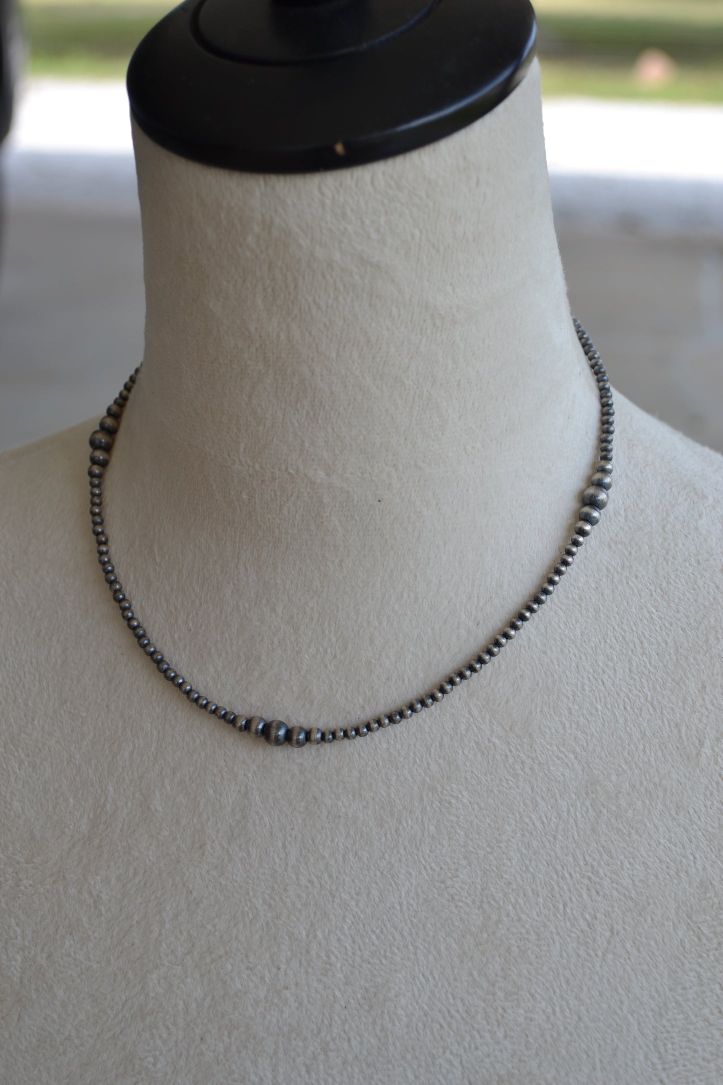 The Renton 14" Grdauated Pearls