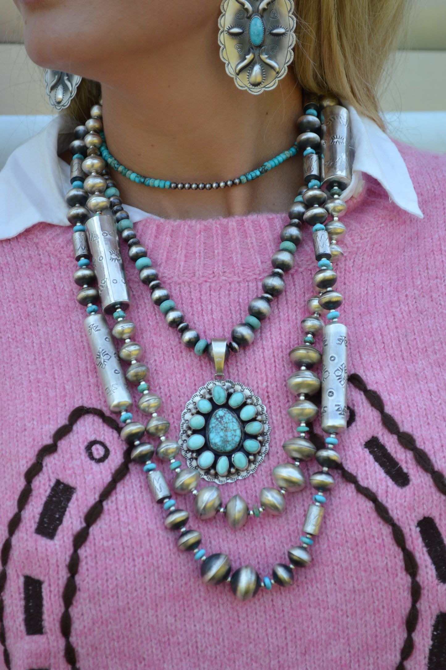 The Lydia 28" Navajo Pearl Set