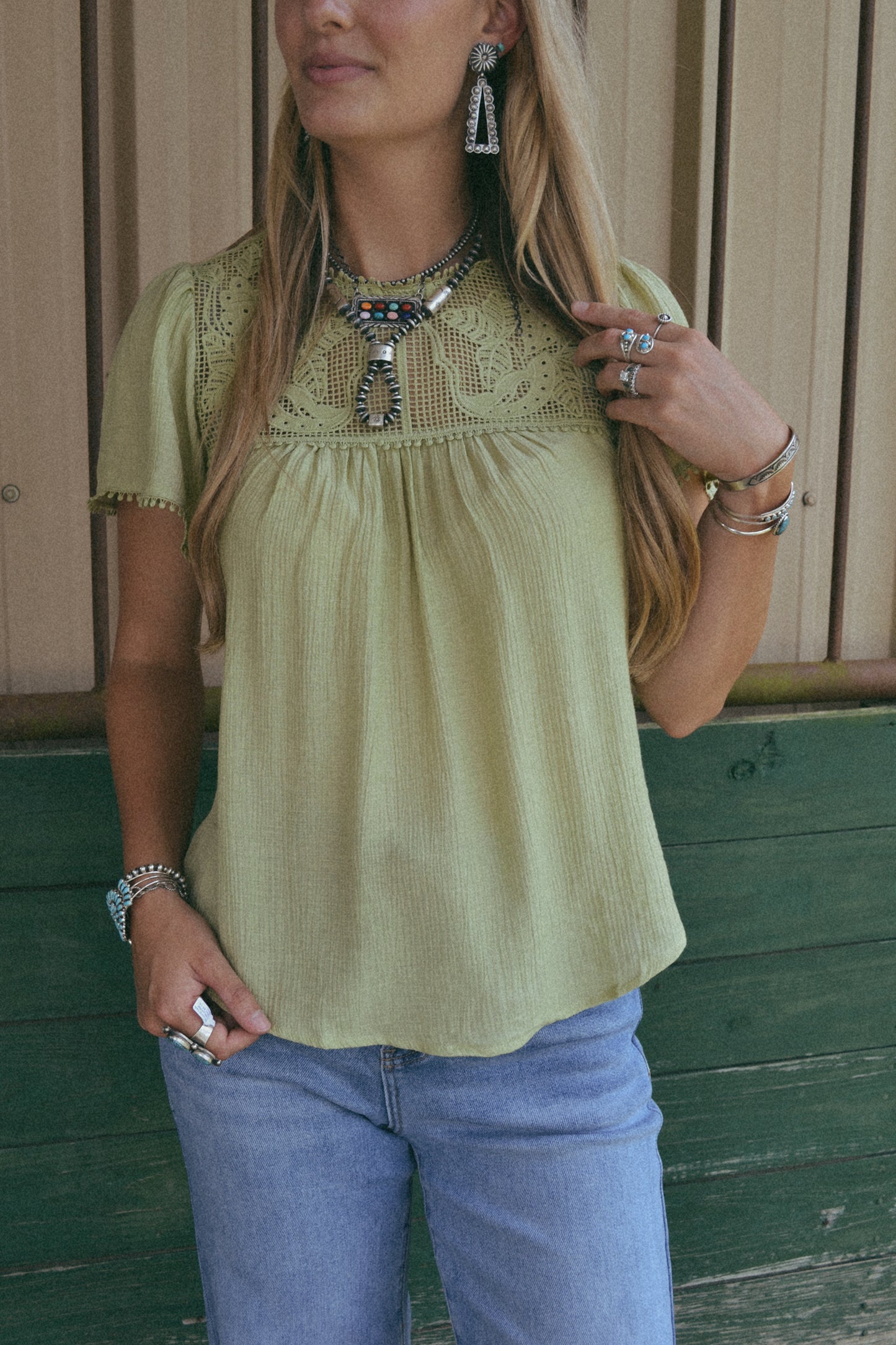 green lace yoke short sleeve top
