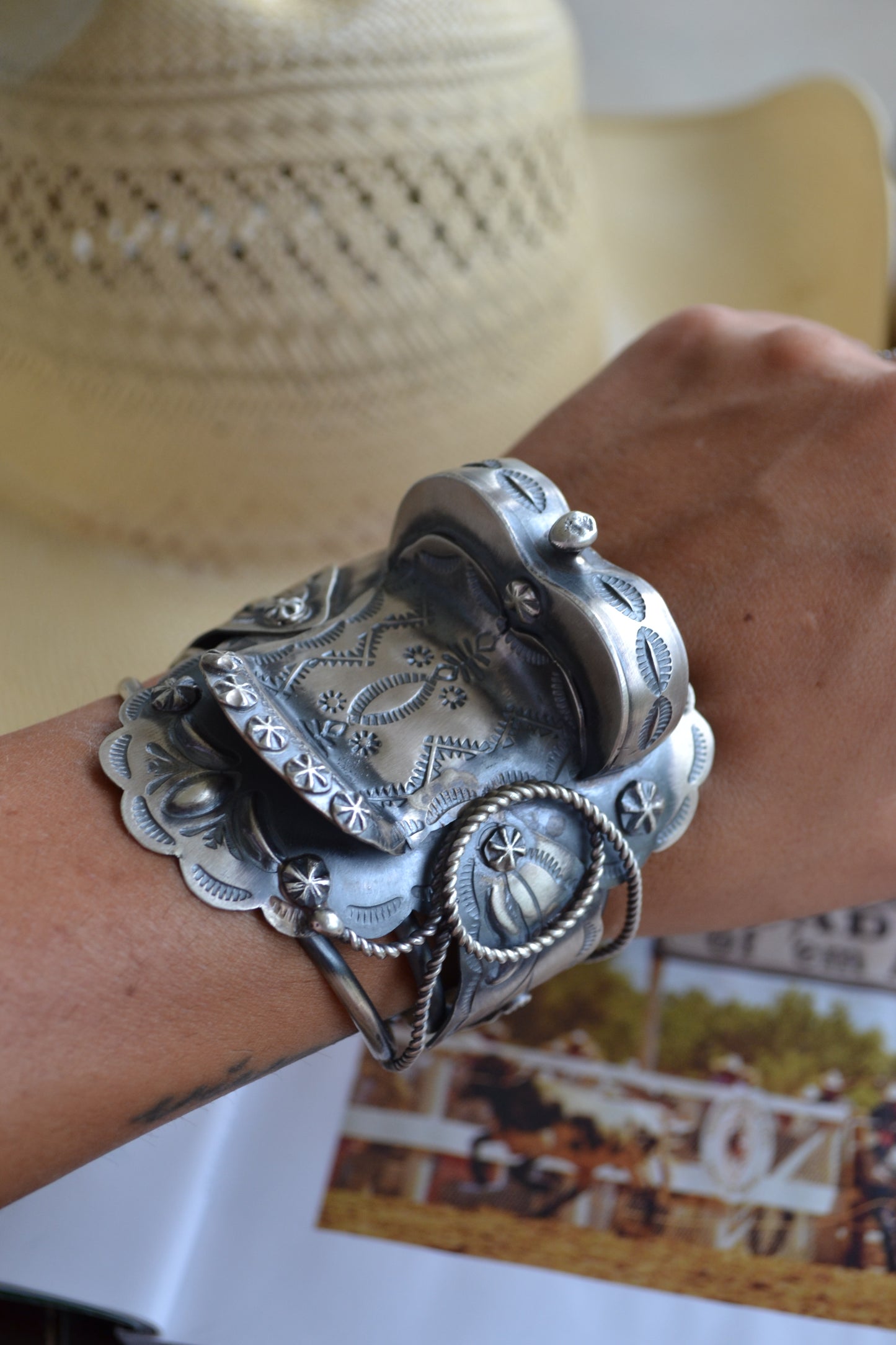 The Tex Saddle Cuff