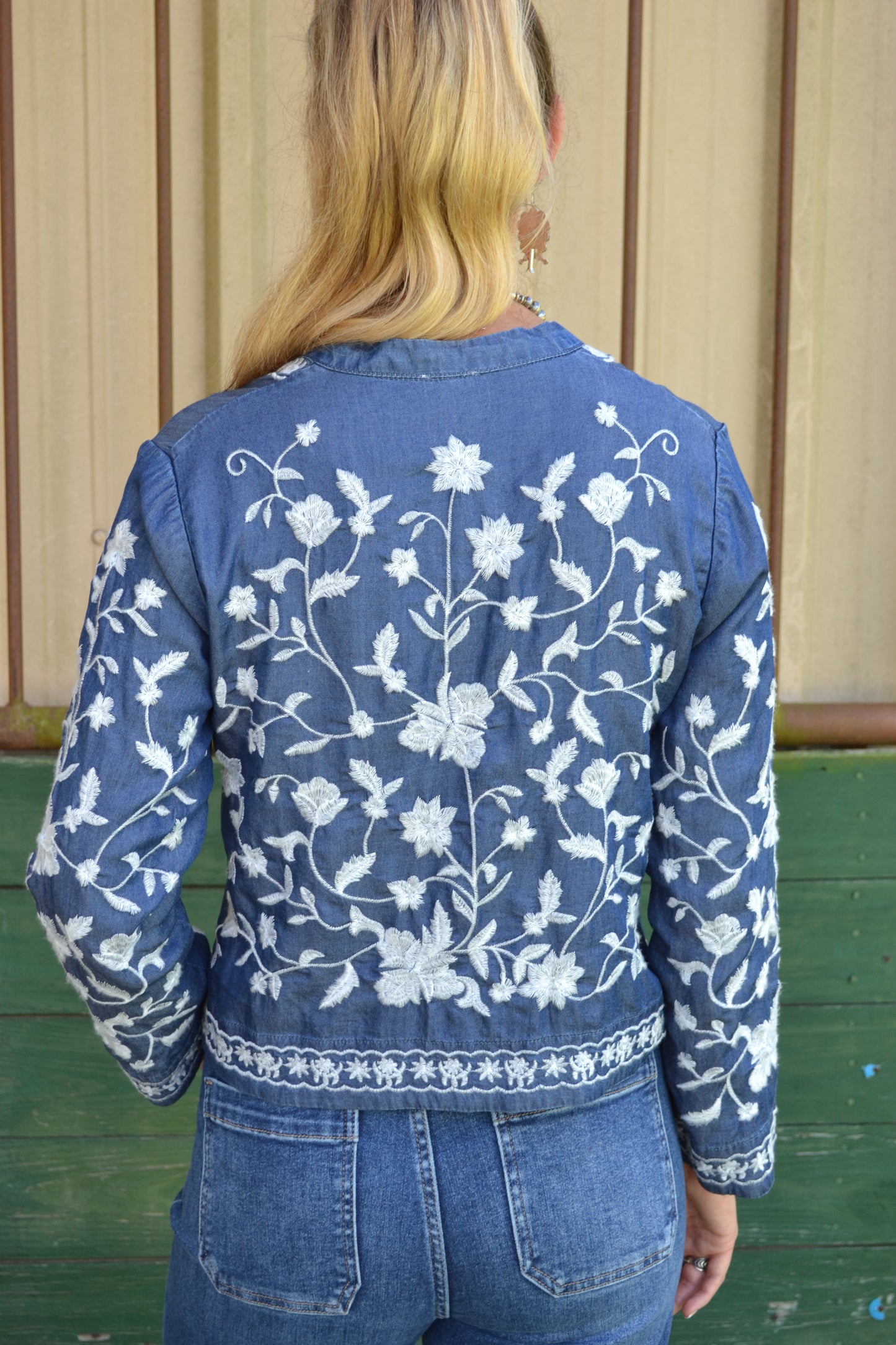 The Maxwell Top