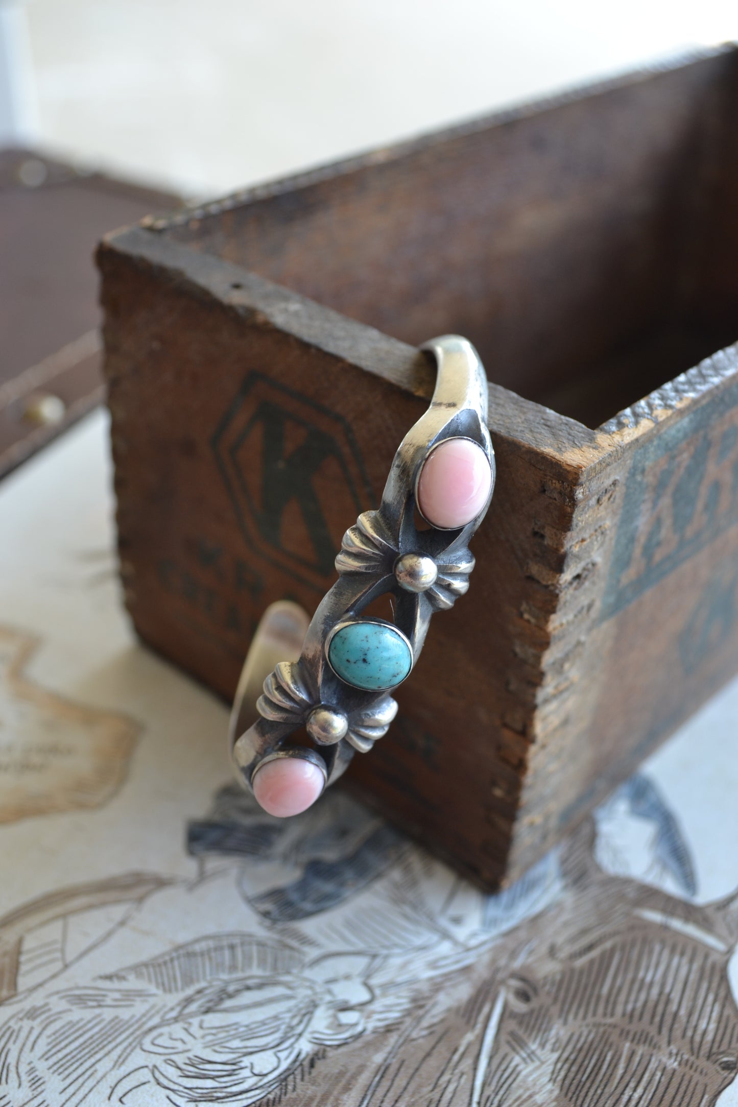 The Tonopah 3 Stone Cuff