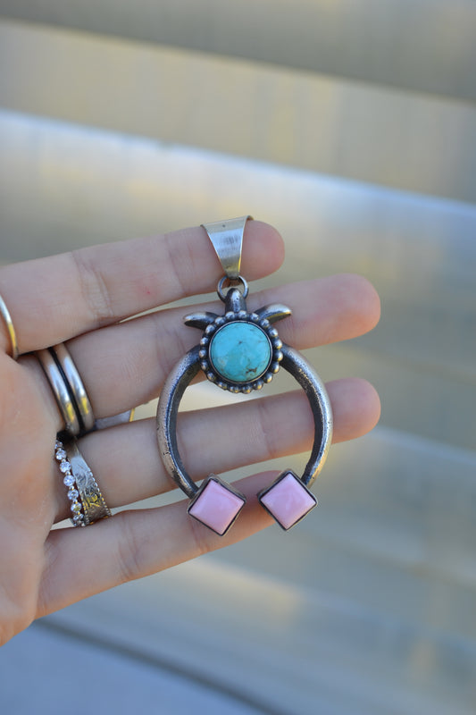 chimney butte pink conch and turquoise naja pendant