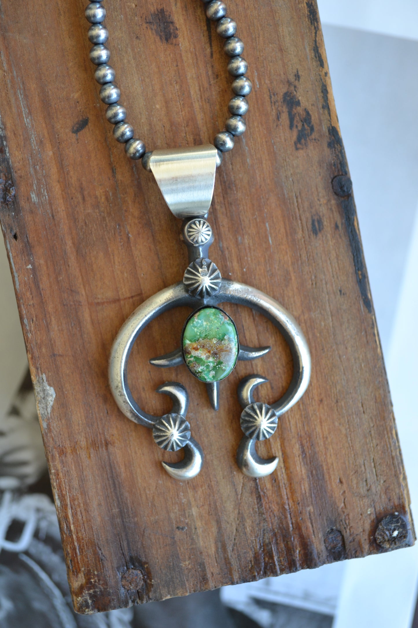 The Olivia Naja Pendant