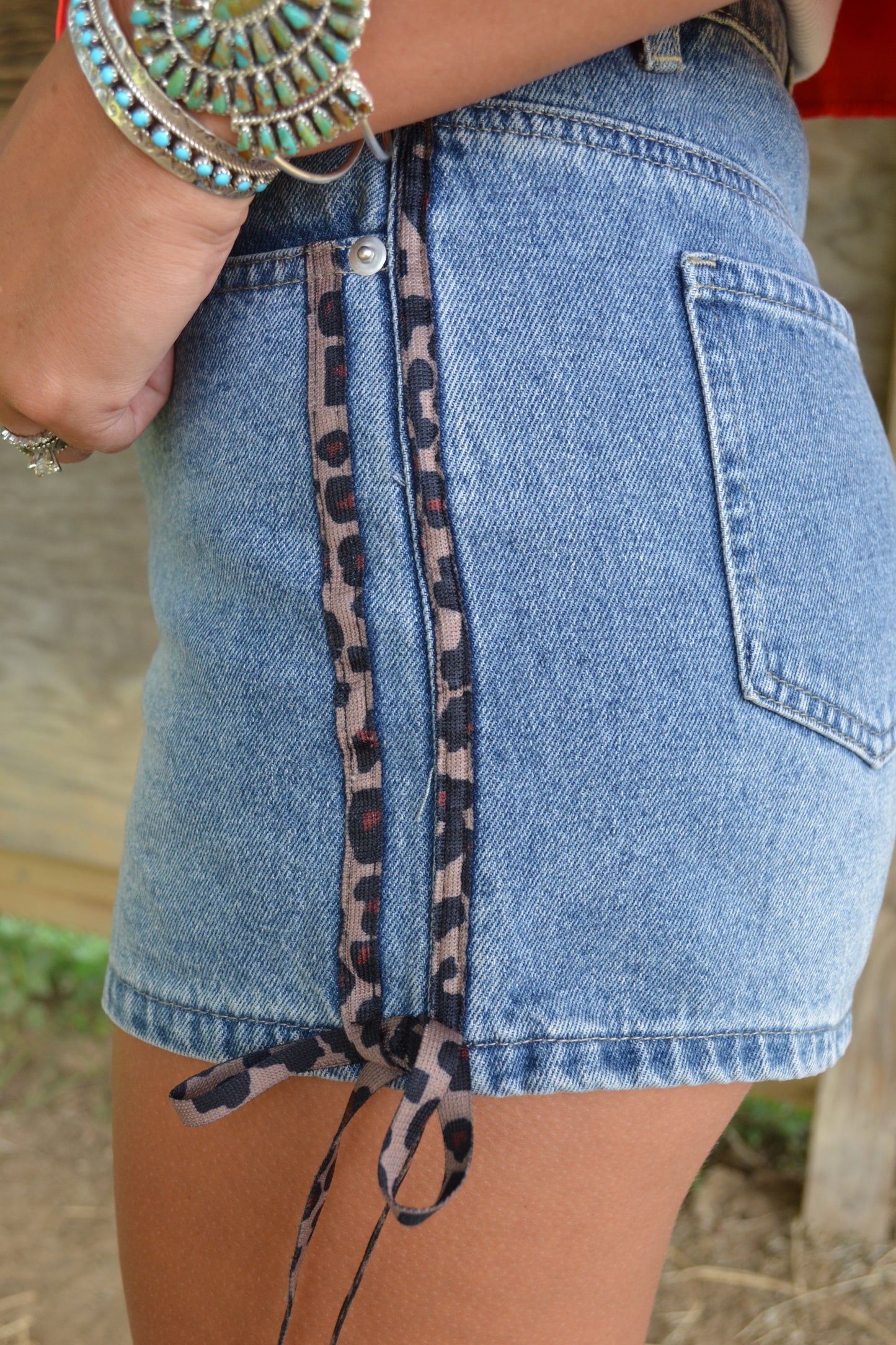 The Leopardo Shorts