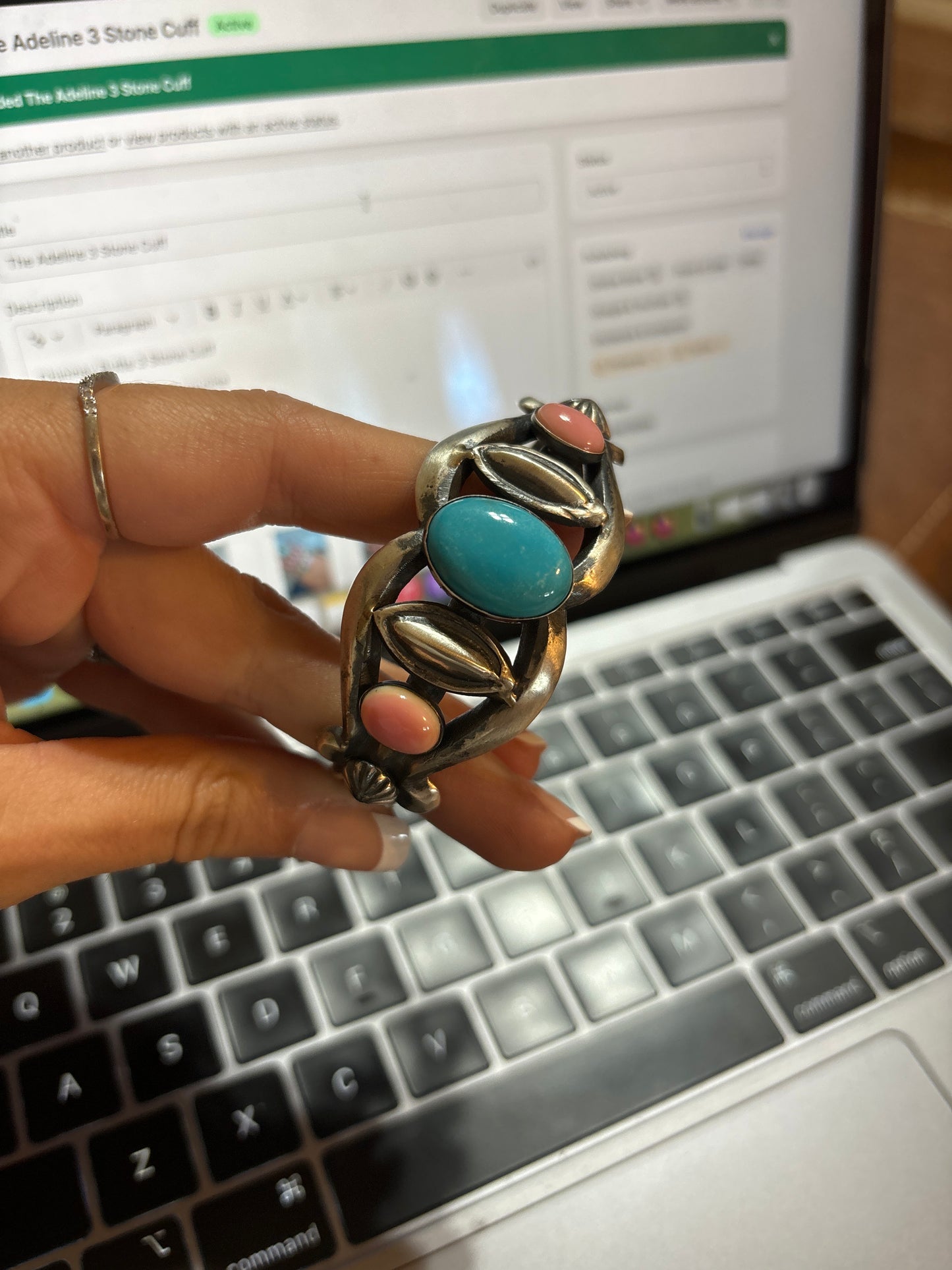Chimney Butte pink conch and turquoise cuff