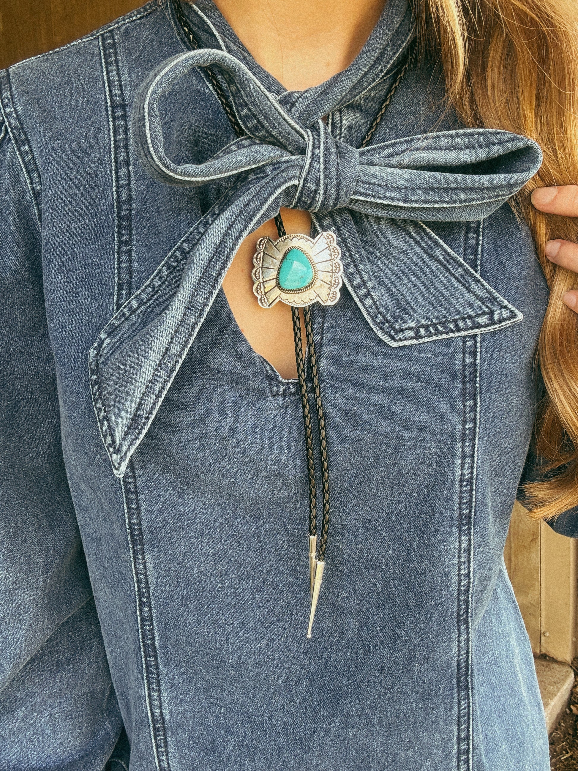 Kingman turquoise bolo necklace 