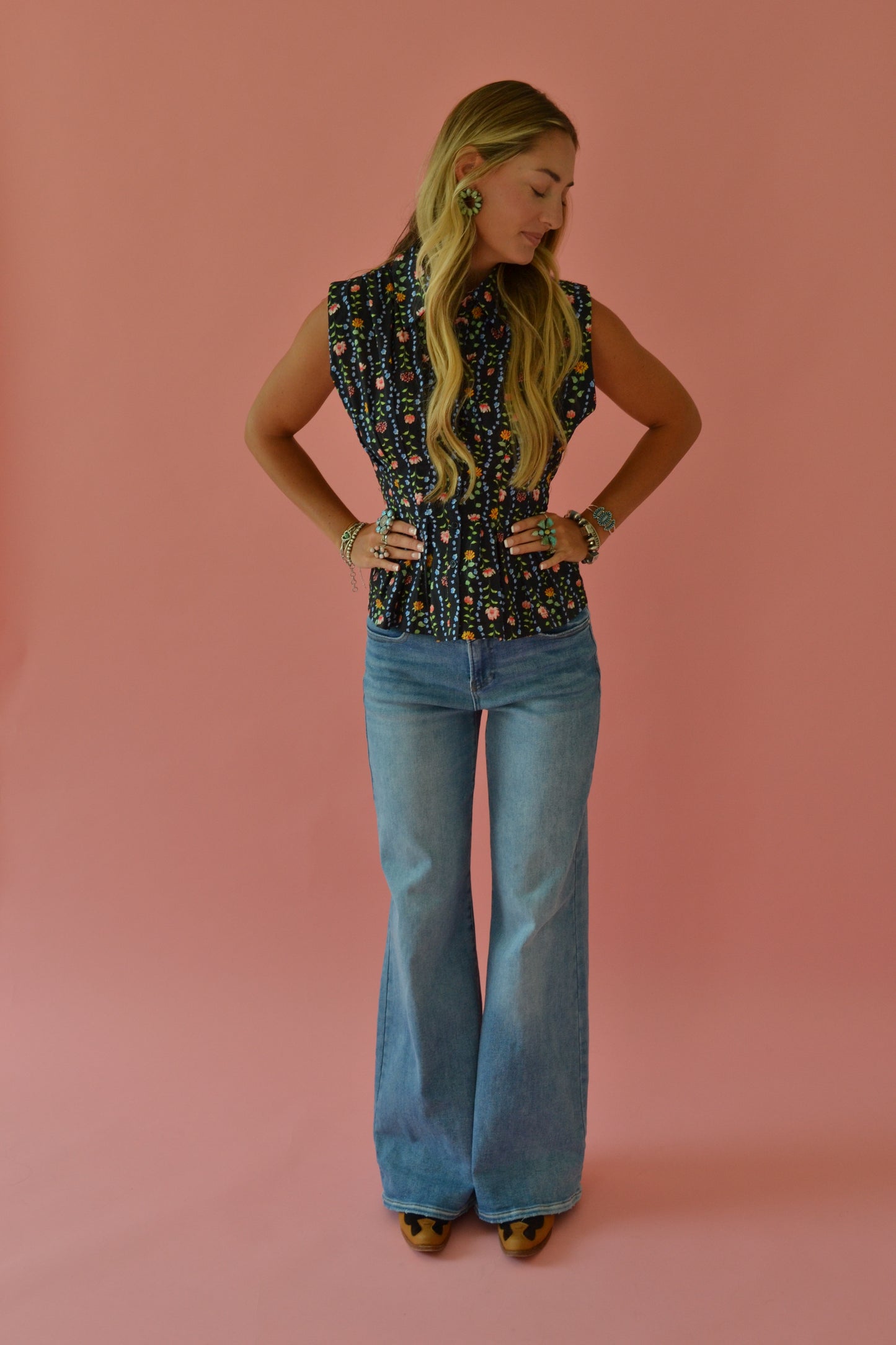 The Roanoake Top