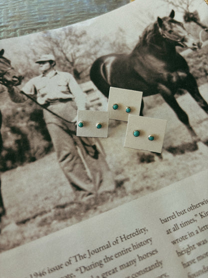 Mini turquoise stud earrings 