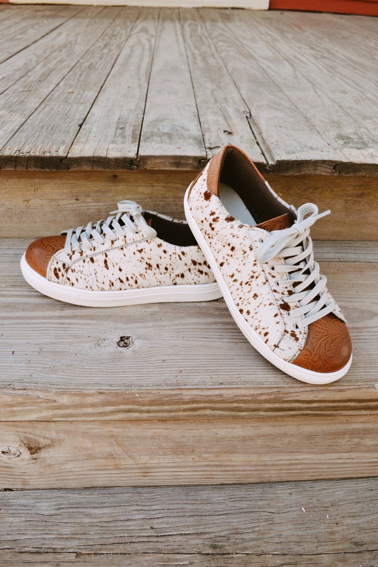 The Dakota Cowhide Sneakers