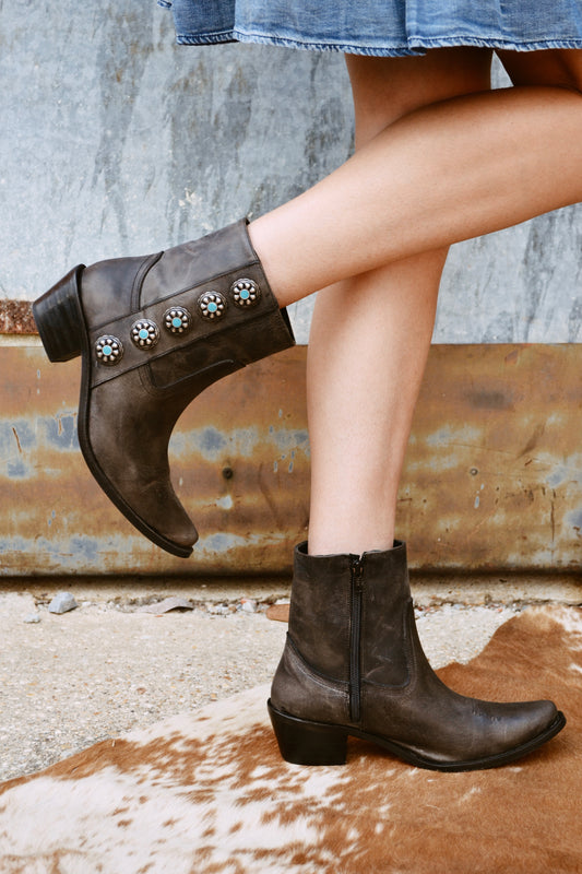 The O'linde Booties