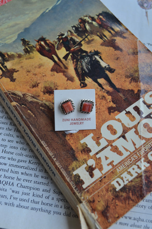 The Mora's in Orange Spiny