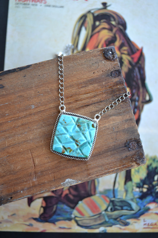 The Nahcotta Necklace