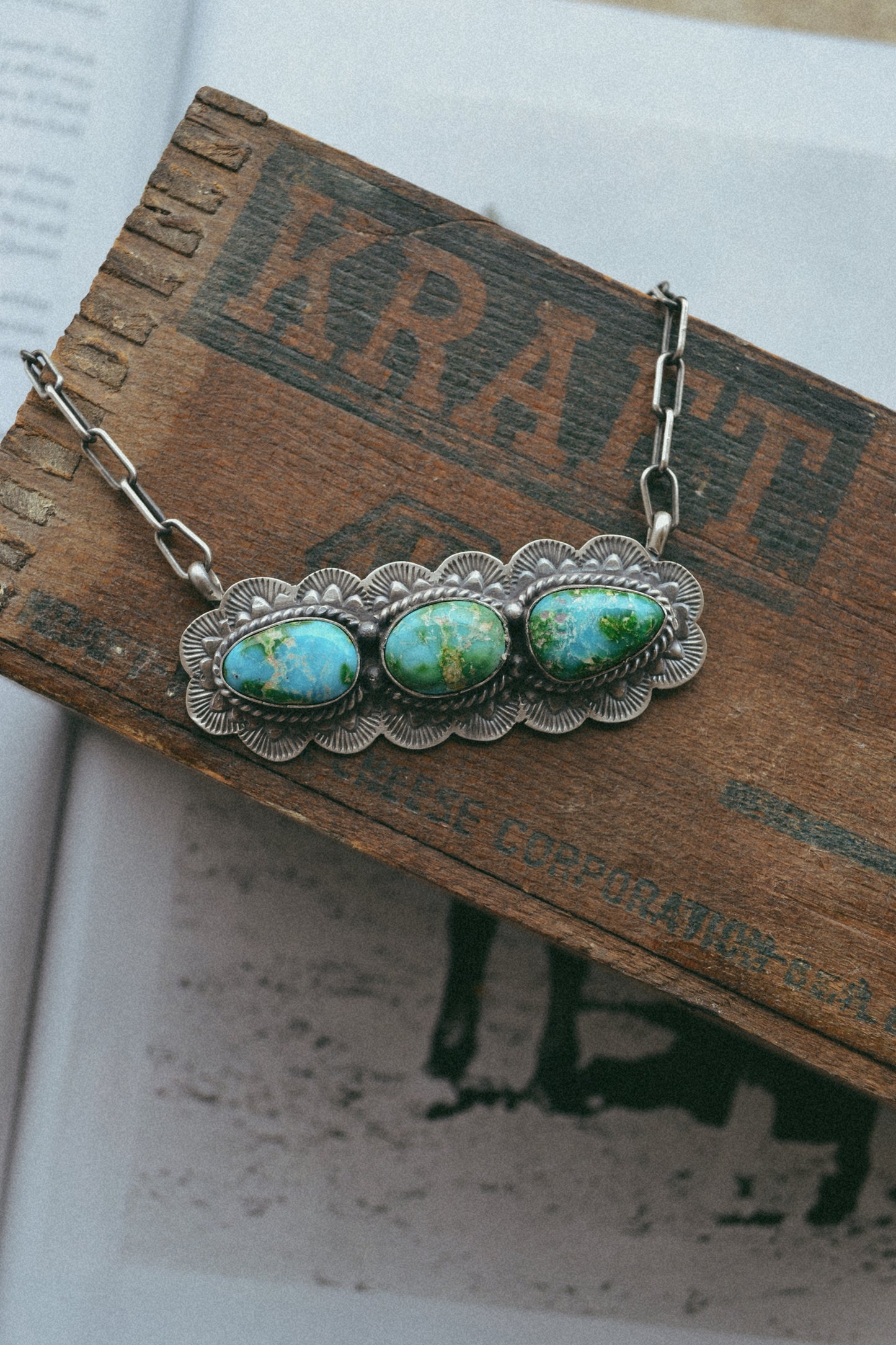 The Calla Necklace