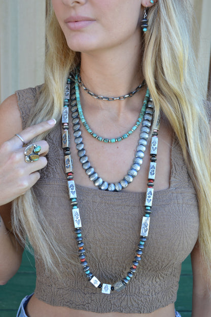 The Celara 36" Navajo Pearl Set