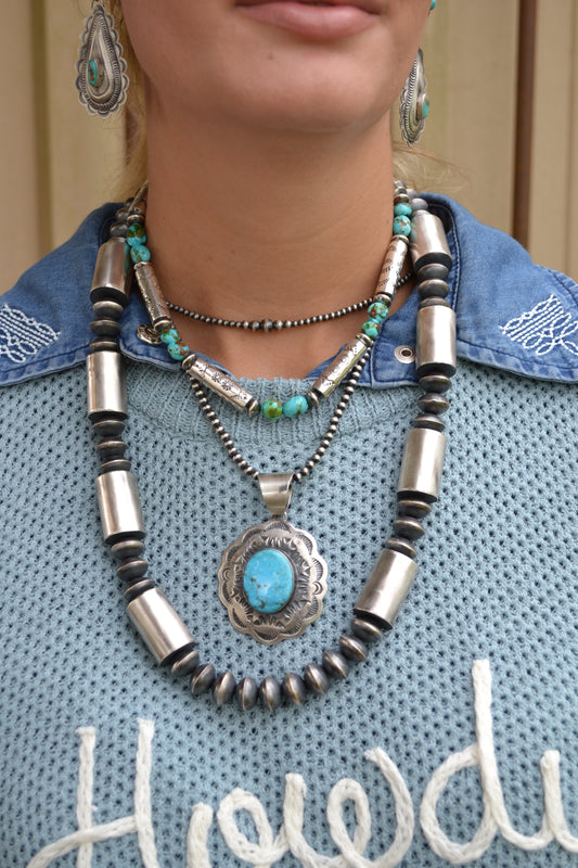 The Nez 25" Navajo Pearl Set