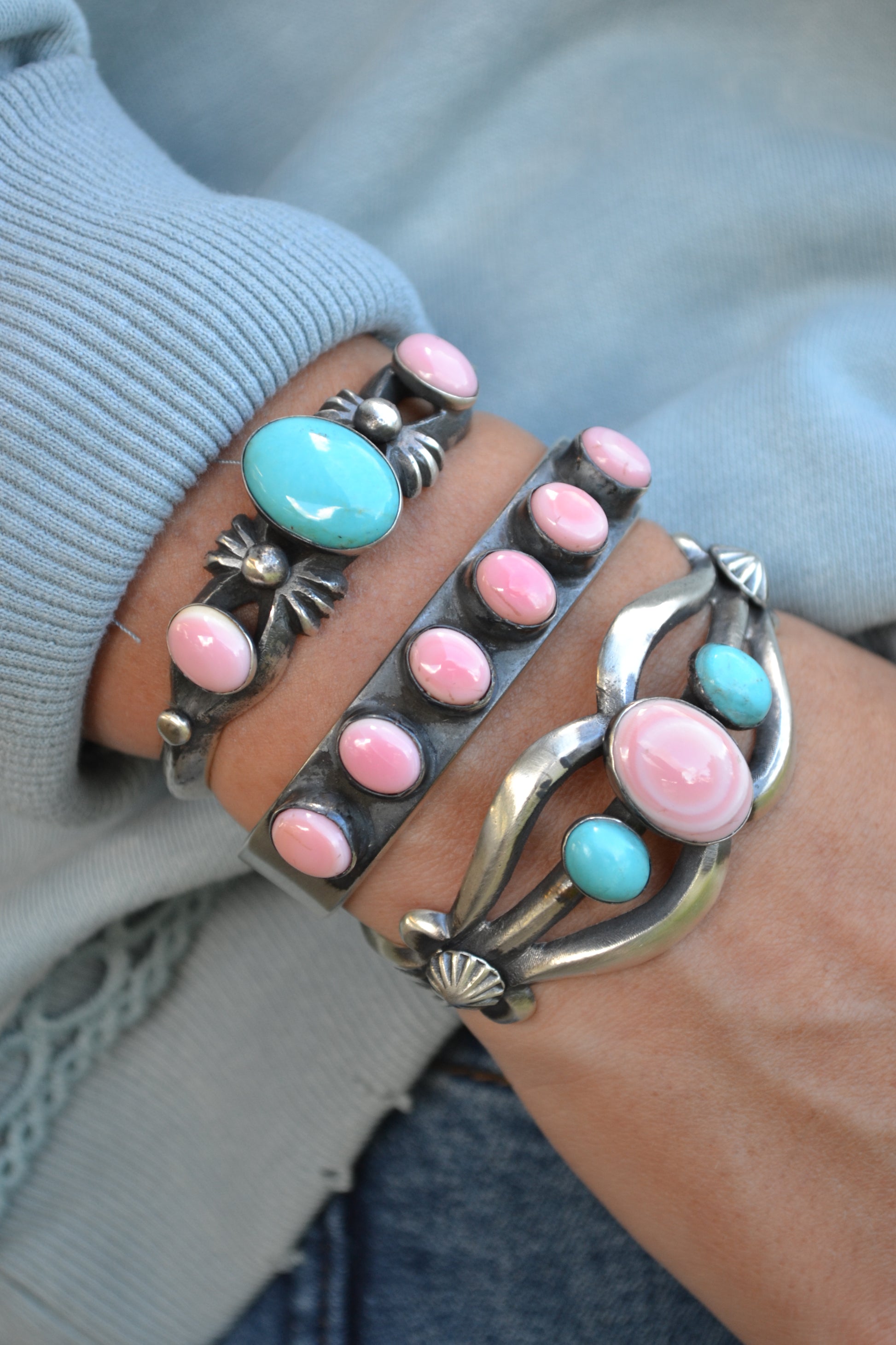 Chimney Butte pink conch and turquoise cuff bracelet