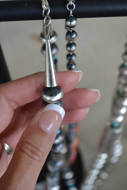 The Lydia 28" Navajo Pearl Set