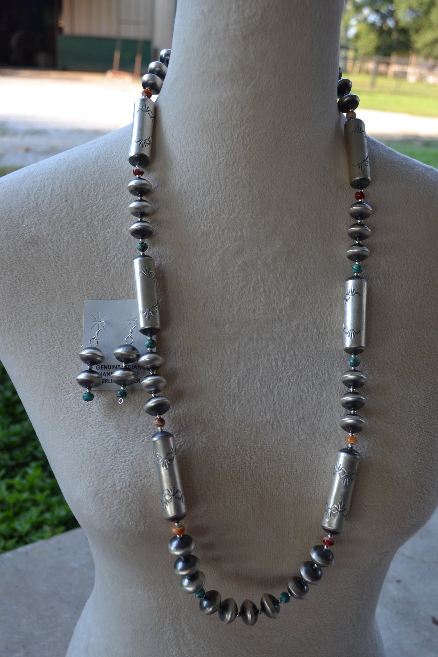 The Judge 33" Navajo Pearl Set