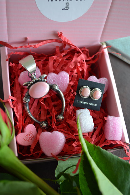 Geri's Handpicked Chimney Butte Valentine's Day Box