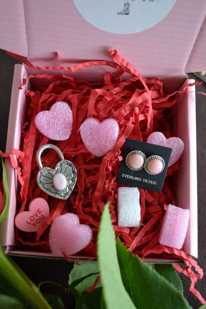 Geri's Handpicked Pink Conch Valentine's Day Box