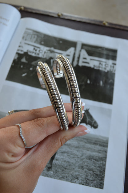 The Girar Cable Cuff