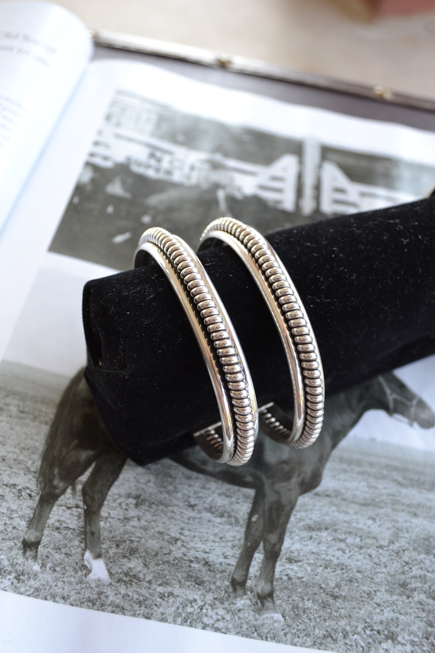 The Girar Cable Cuff