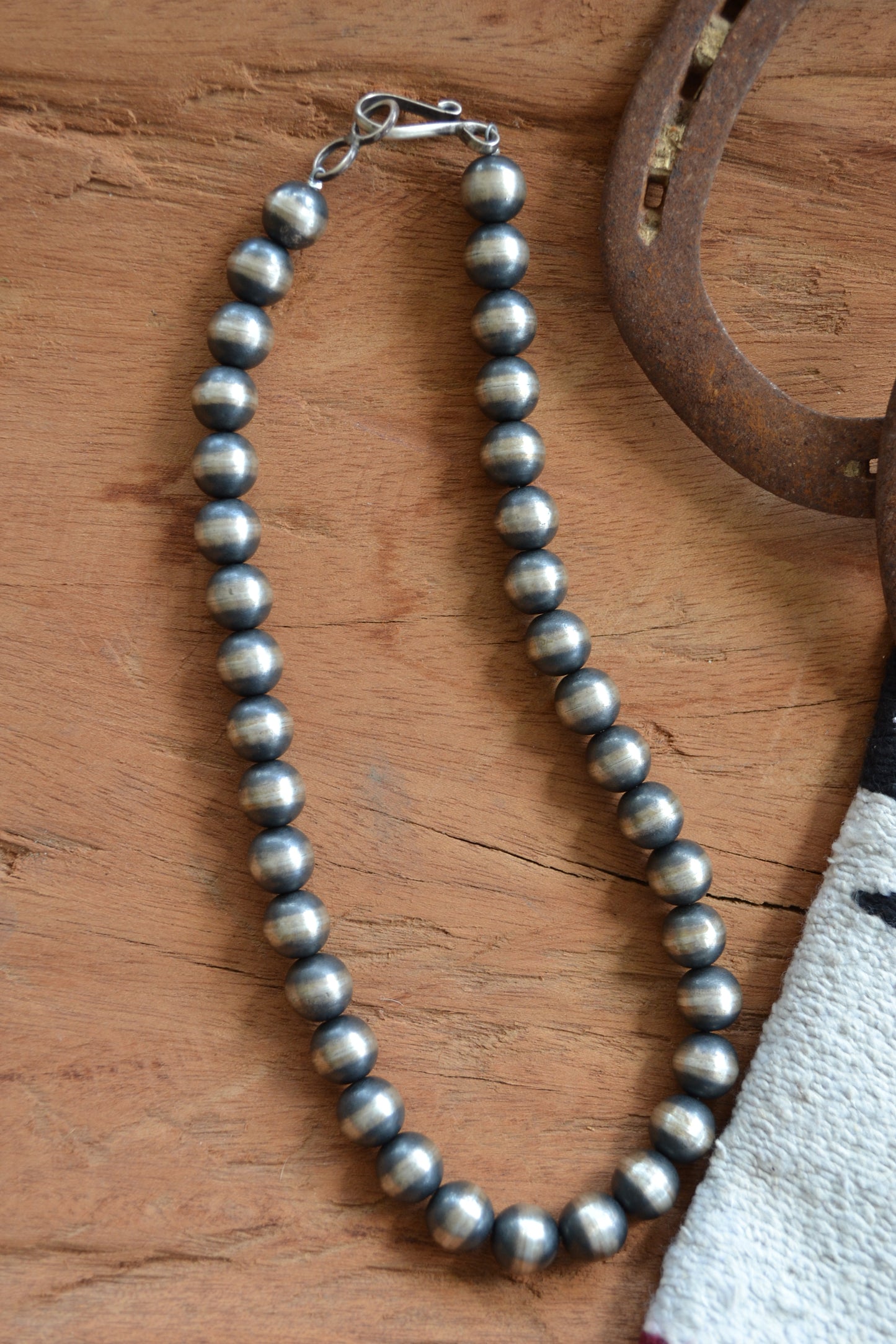 The Saluda 12mm Pearls