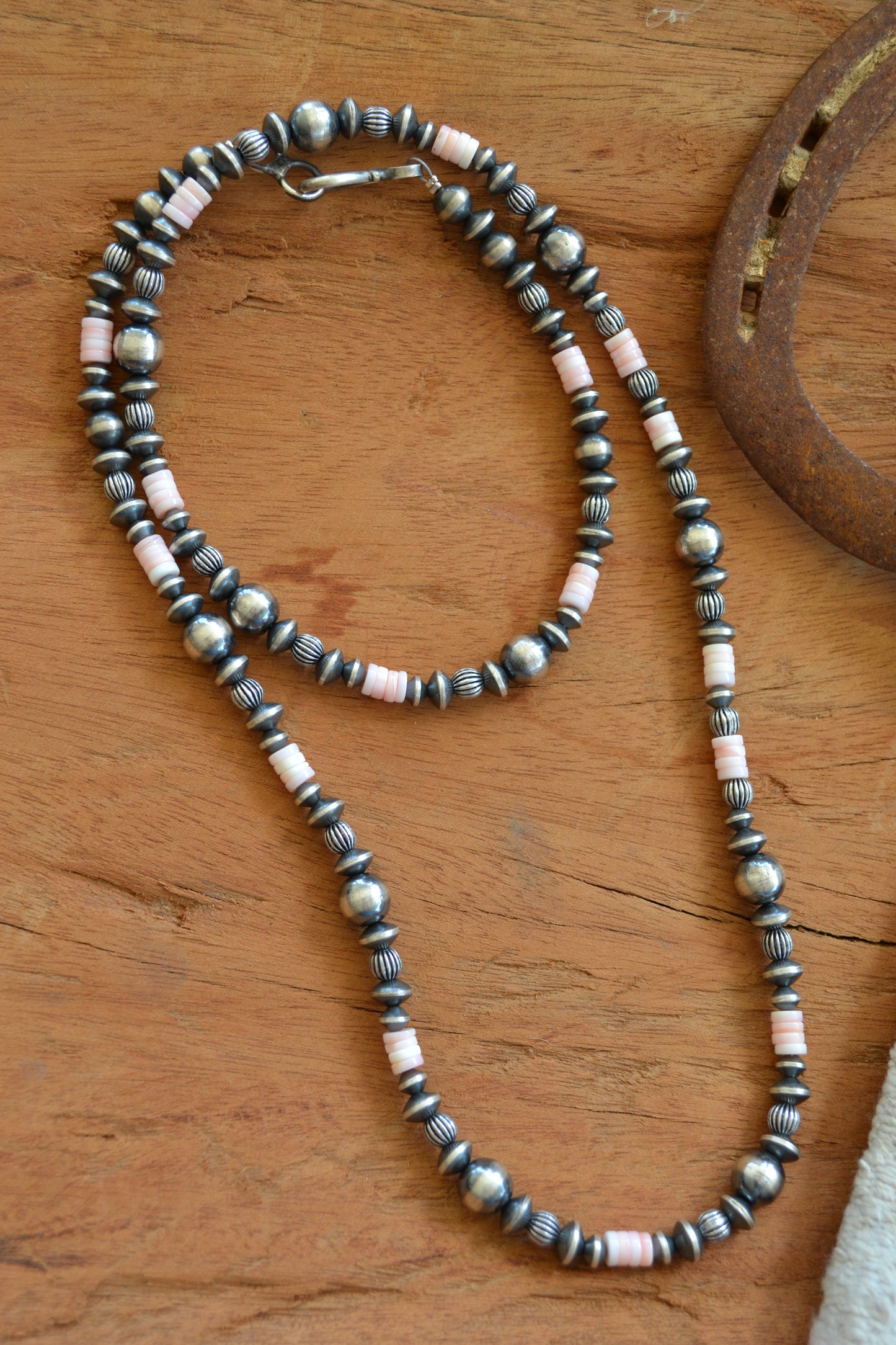 The Conyer 34.5" Graduated Pearls