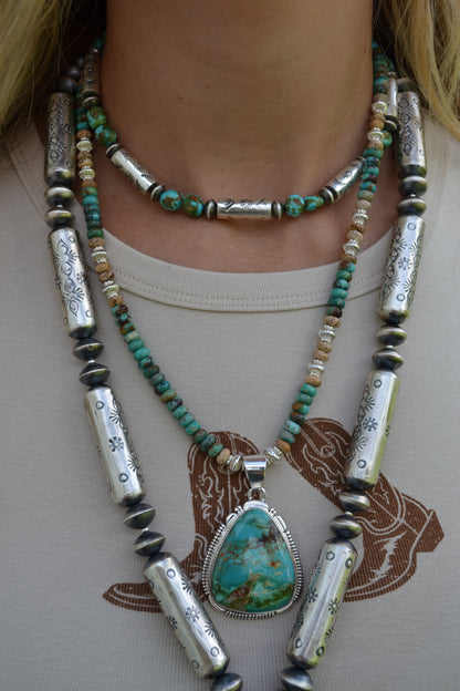The Elnora Necklace