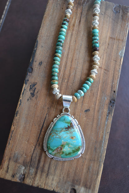 The Elnora Necklace