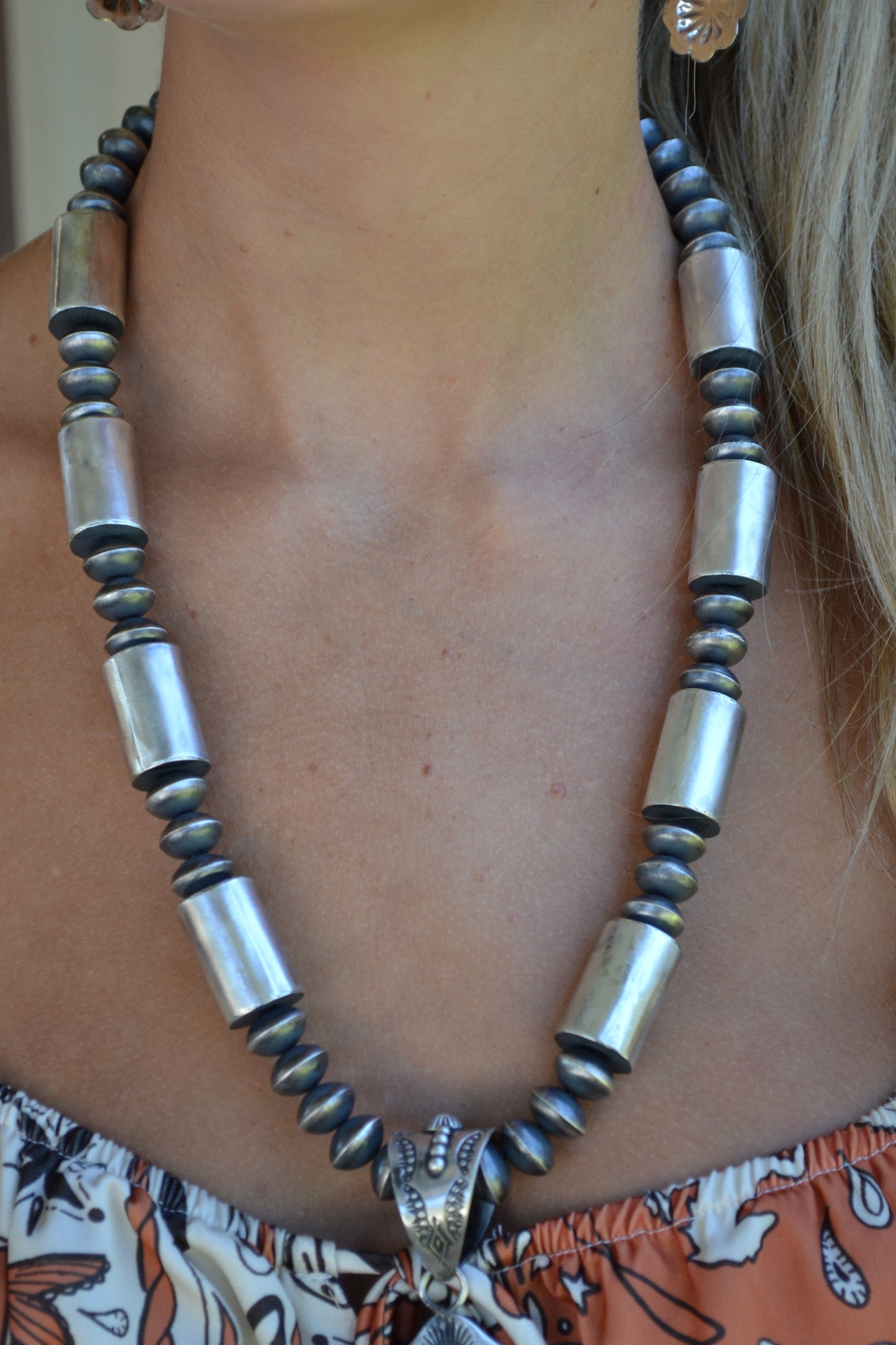 The Nez 25" Navajo Pearl Set