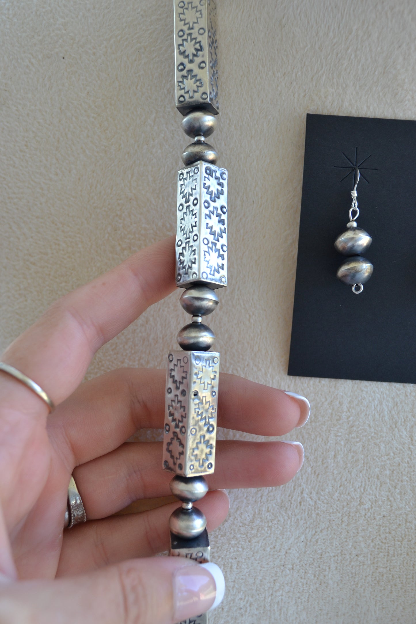 The Quinn 36" Navajo Pearl Set