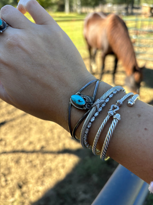 Pawn Find - Native Made Turquoise Cuff