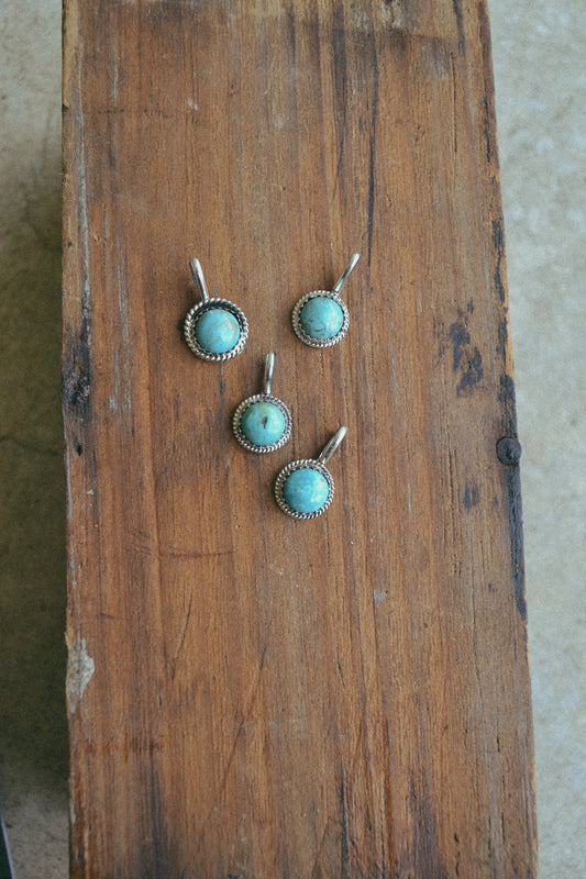 The Sloane Pendant