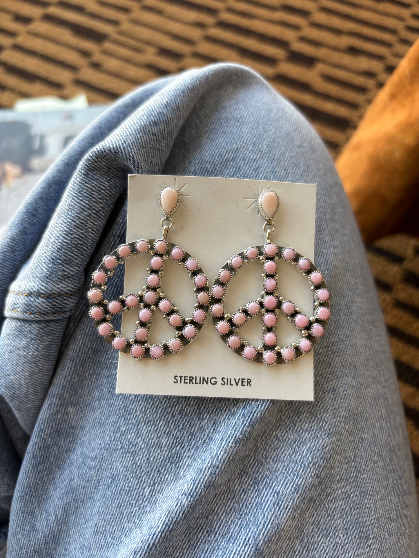 MARKET FIND #9 - A SPENCER PINK CONCH PEACE SIGN EARRINGS