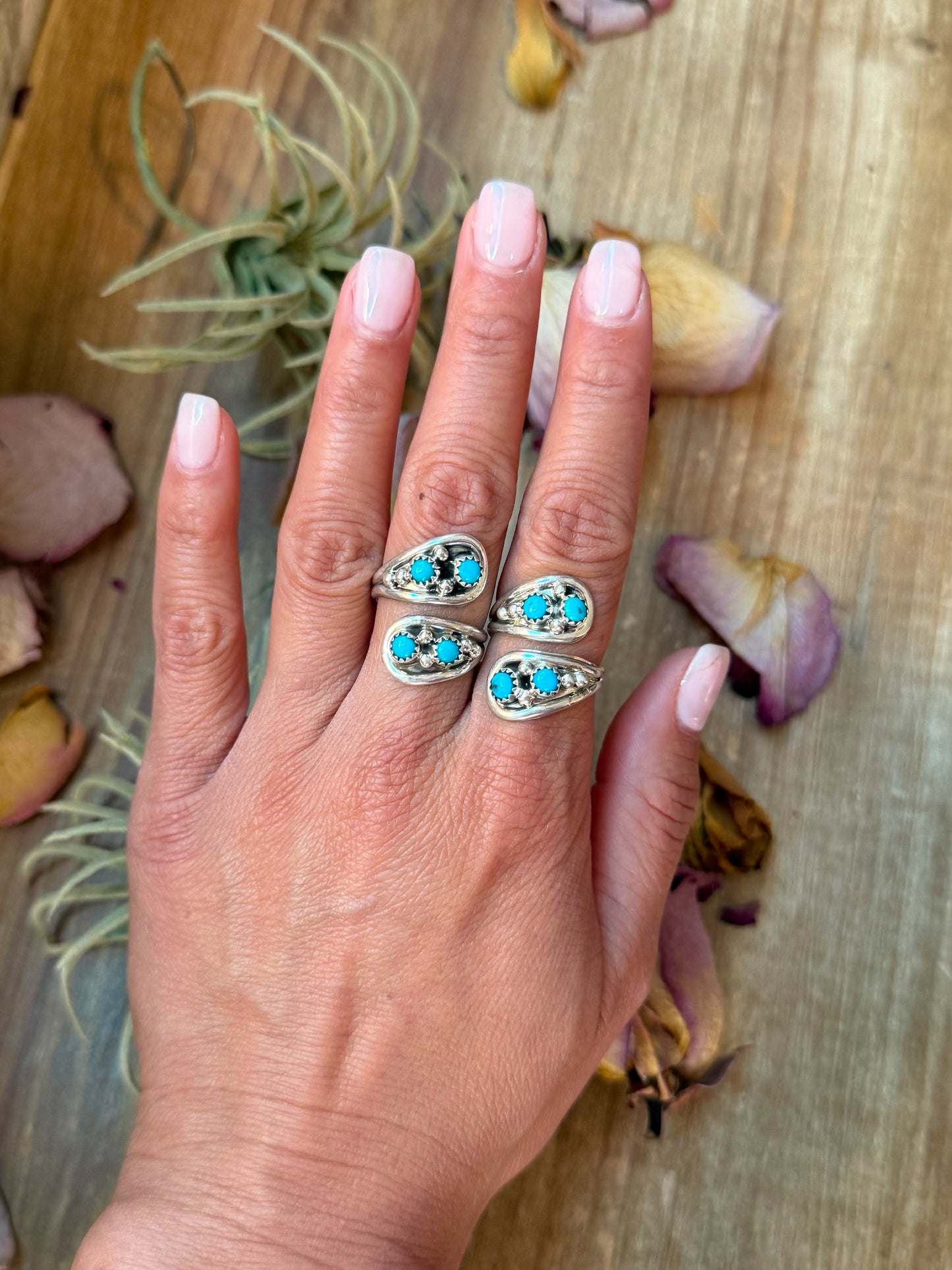 Kingman Turquoise Sterling Silver Ring – Size 8 (Slightly Adjustable)